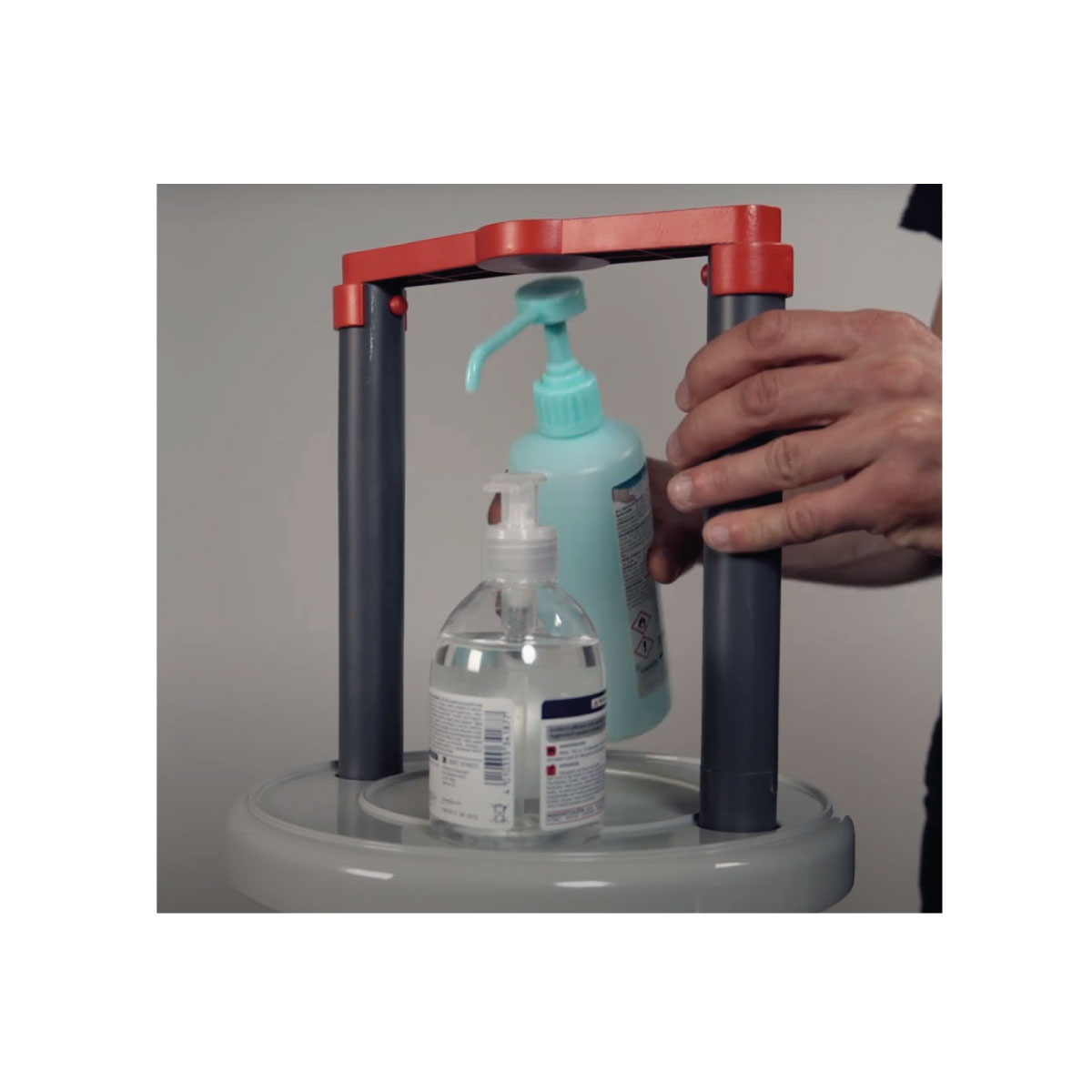 DISGEL Distributeur de gel sur pied M02