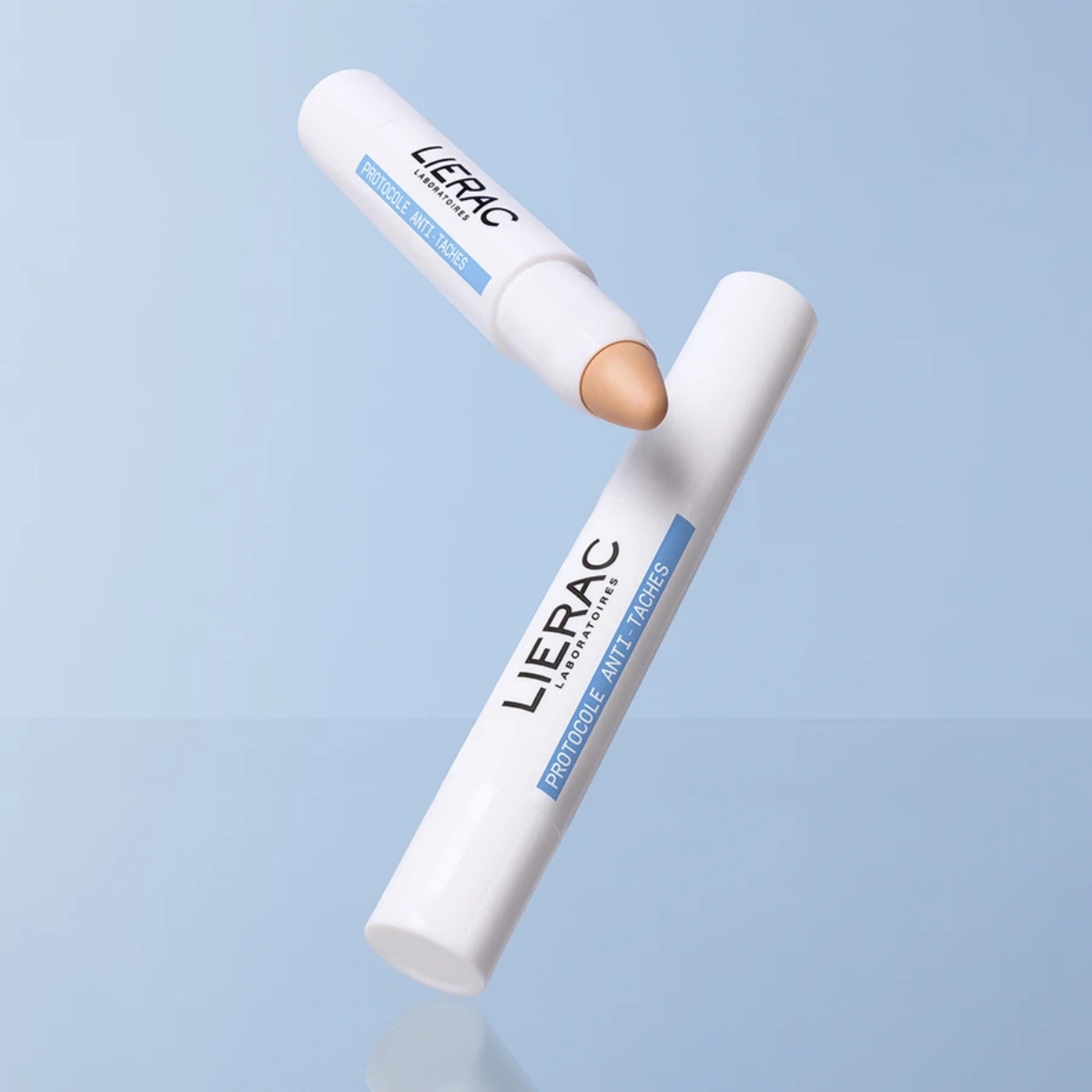 LIERAC Protocole Anti-Taches Le Stick Teinté SPF50 M02